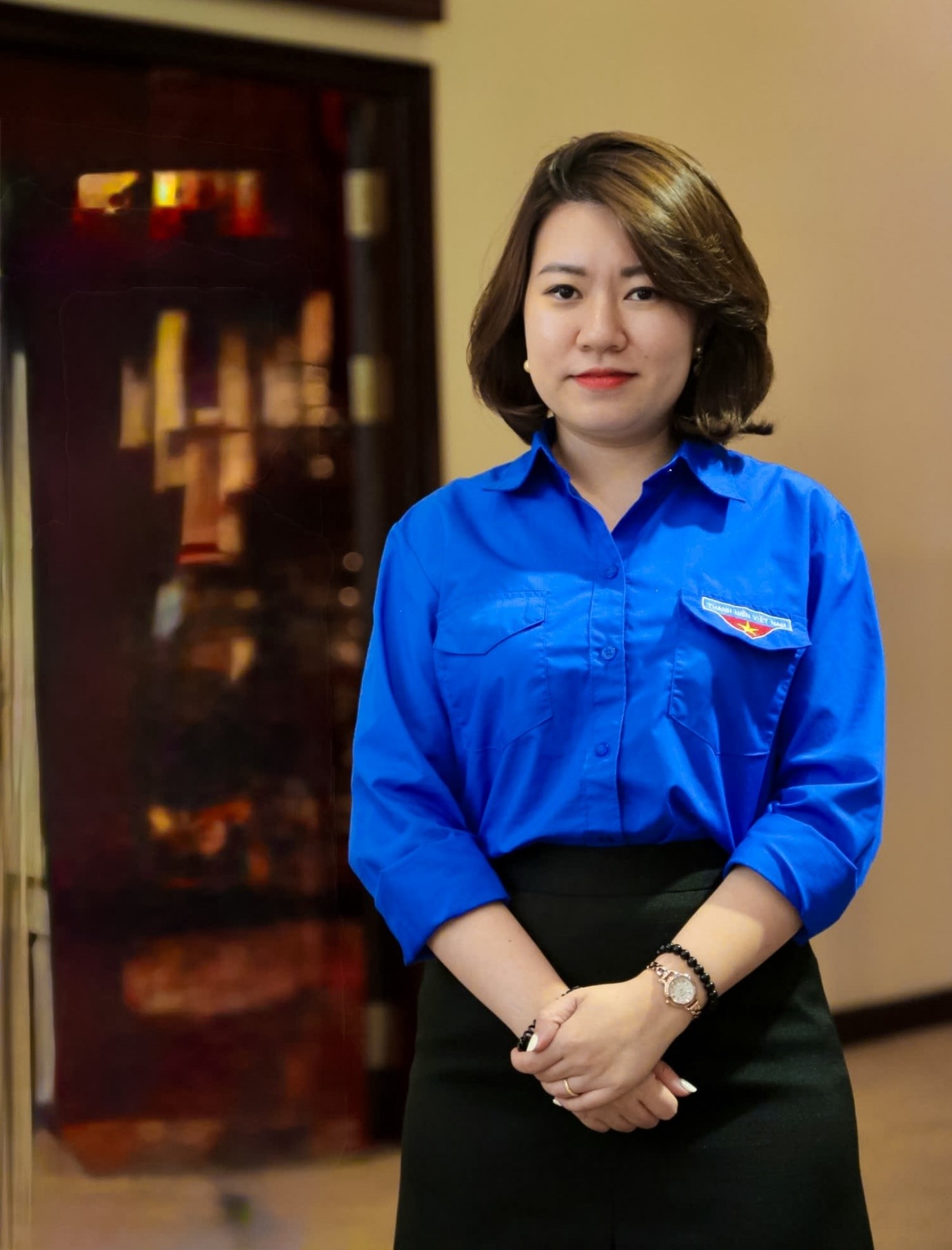 Các đại biểu thực hiện nghi thức khởi động chương trình “Học tập 5 phút mỗi ngày” tại điểm cầu TP. Hồ Chí Minh